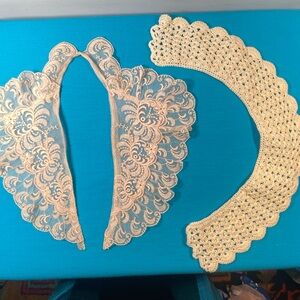 Chic Lace Collar Set in Cream